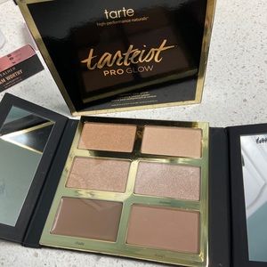 Tartiest pro glow highlight and contour pallet